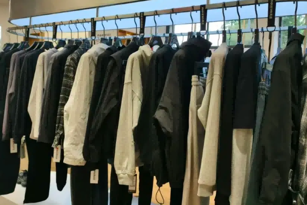 remote deployment of RFID system by technician for retail store